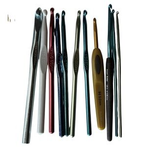 11 Yarn Art Tools Misc Sized Crochet Hooks